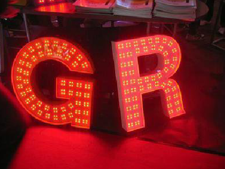 雷山LED发光字有哪些优势？